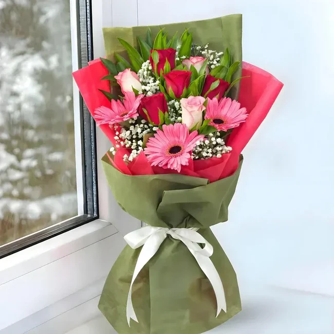 Chic in Bloom Bouquet 