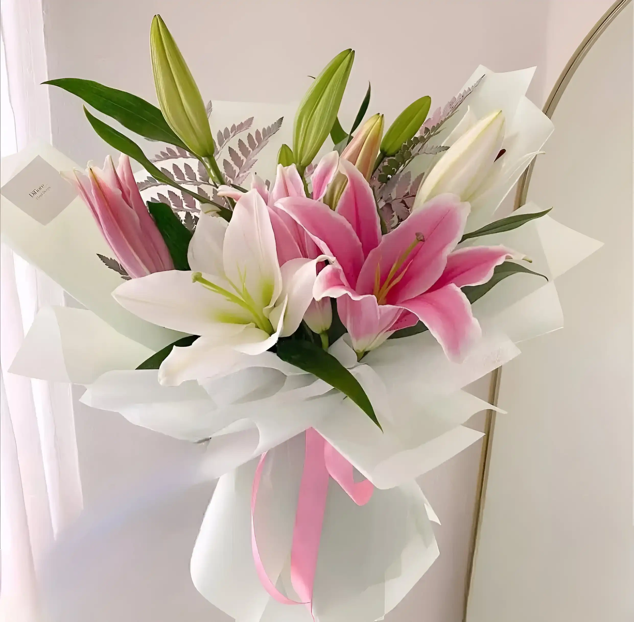 Vibrant Romance in Lily  Bouquets 