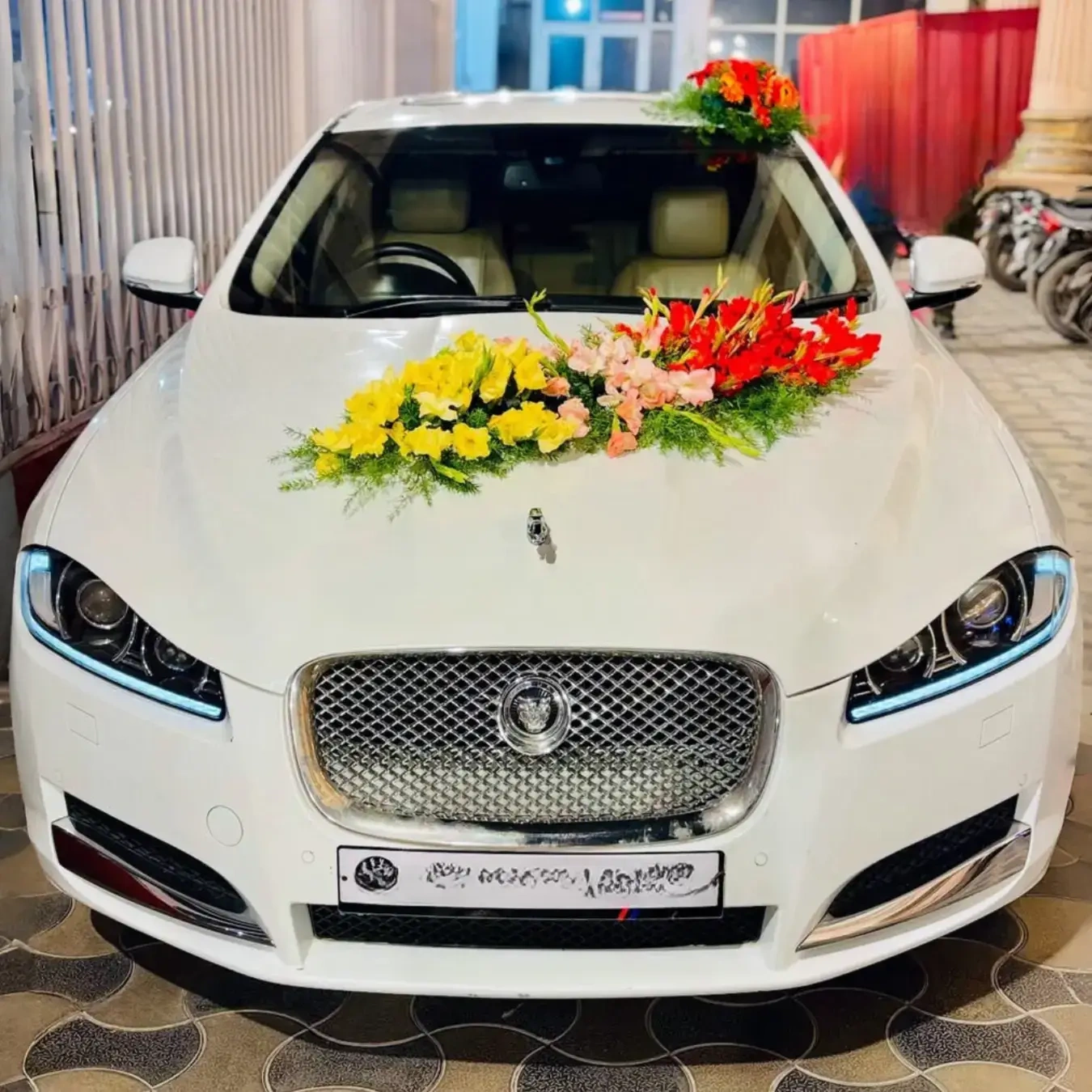 Romantic Wedding Car Decor