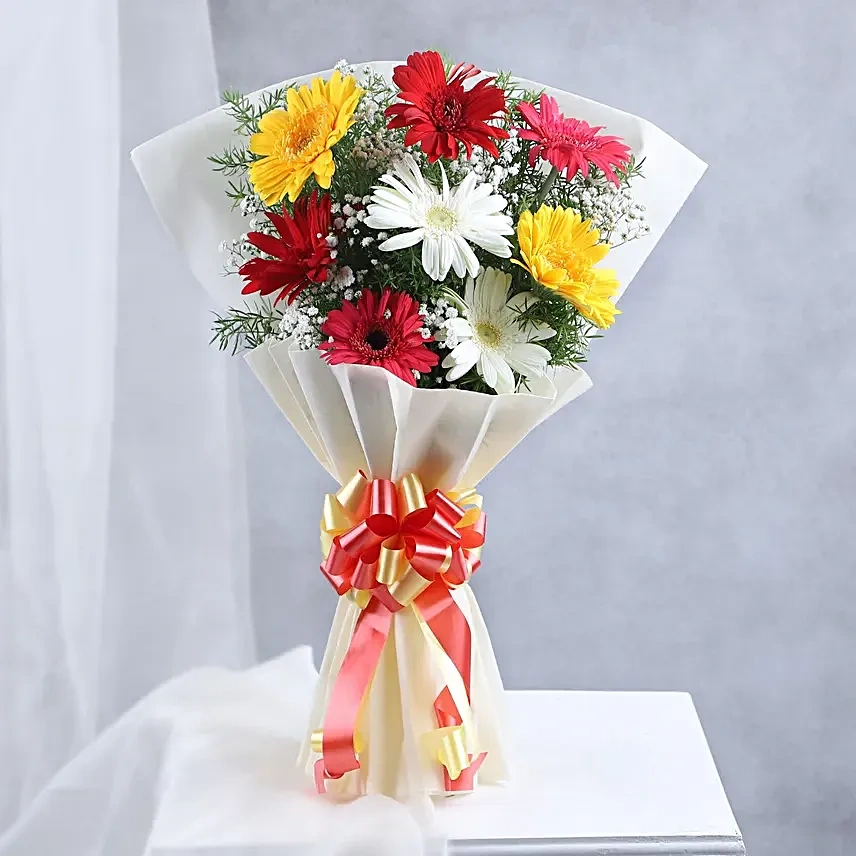 colourfulgerberasnbutterscotchcakecombo2