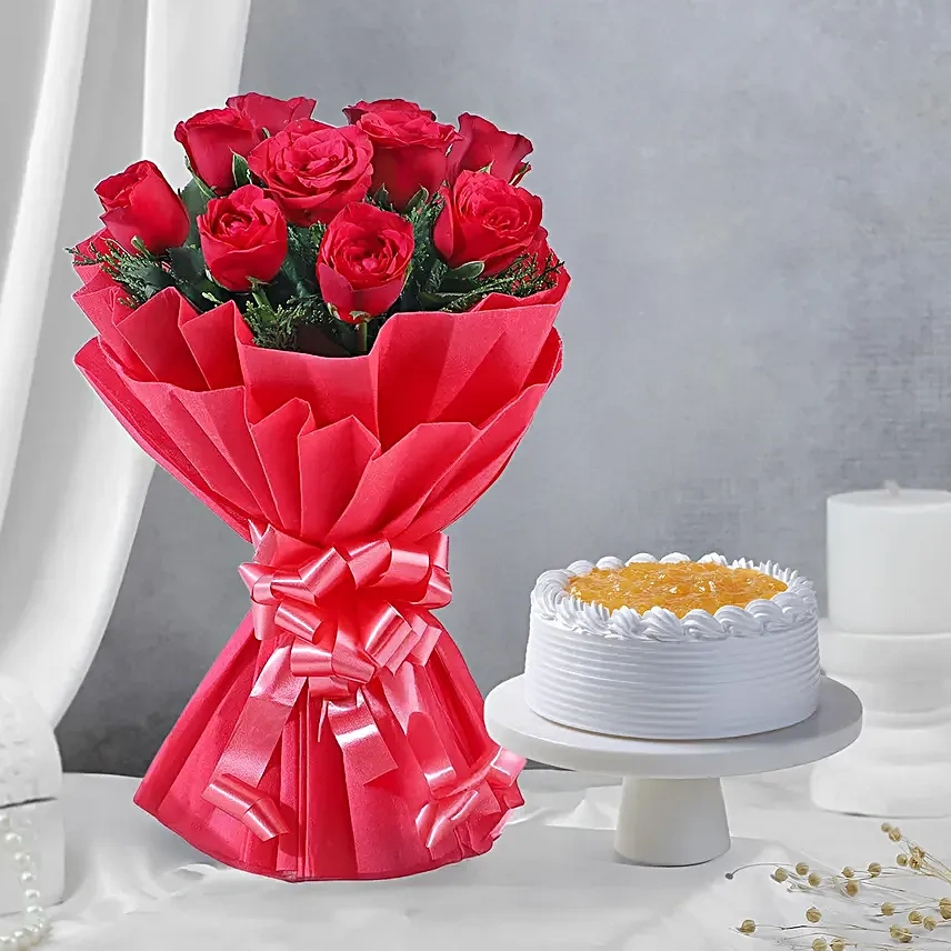 pineapplecakewithflowersegglessstandard1