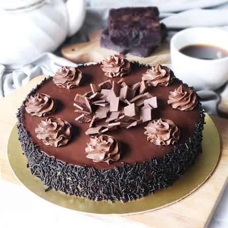 pdecadentchocolatetrufflecakeandredrosesbouquetcombo3905872