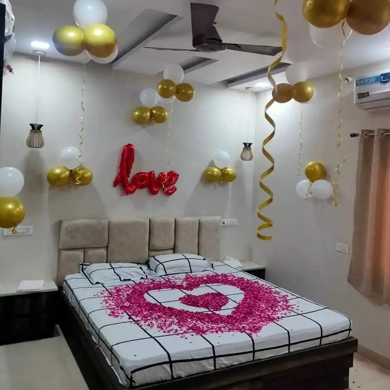 Basic First Night Room Decoration